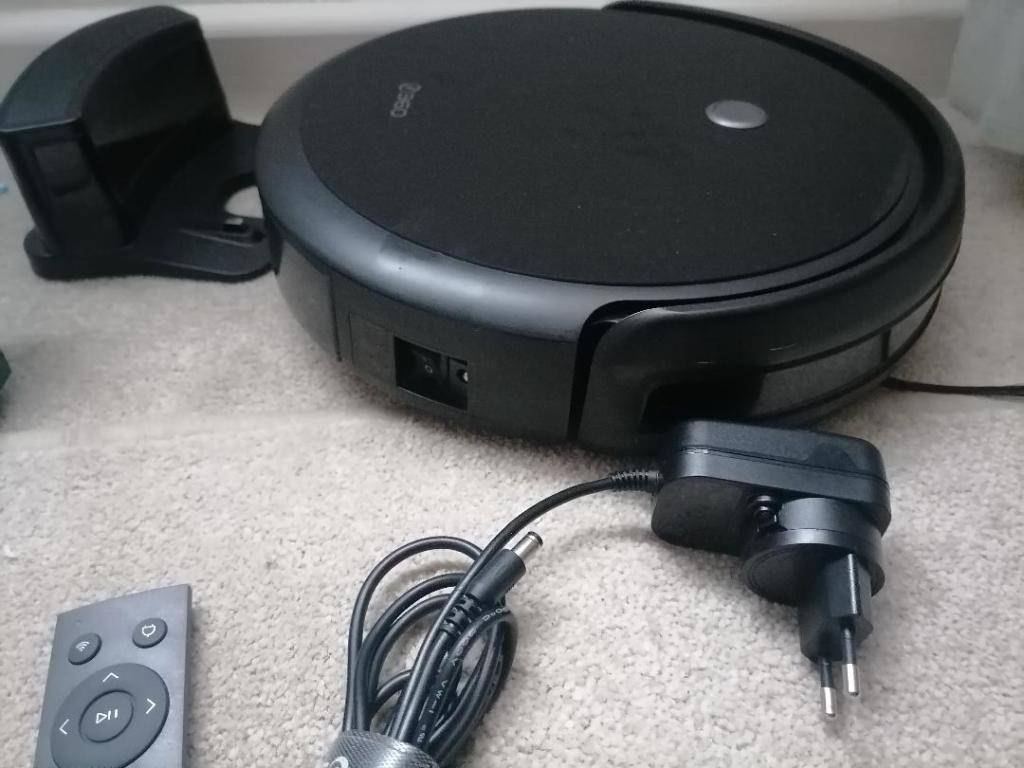 Bagless Vacuums - 360 ROBOT VACUUM/MOP C50 WITH REMOTE was sold for ...